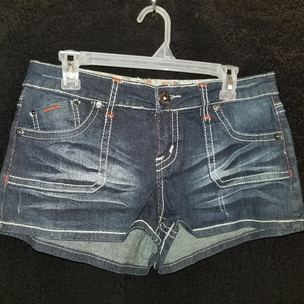 Women's/Junior's size 13 Zanadi jean shorts